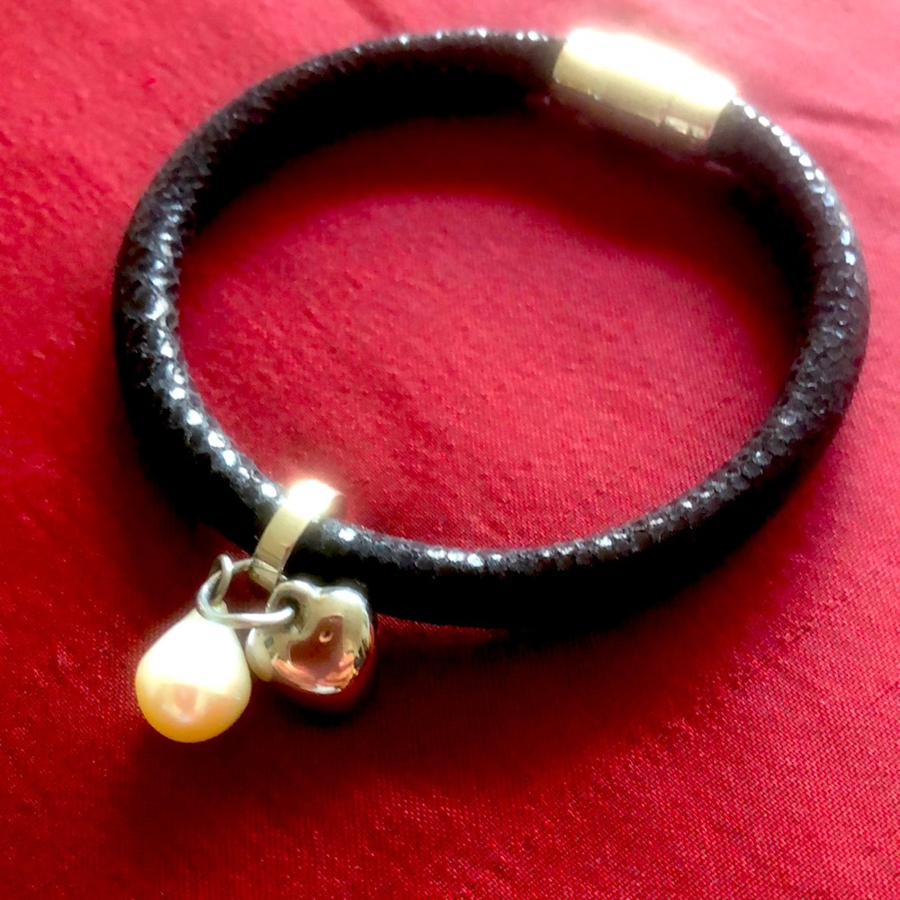 Gorgeous Pearl Bracelet